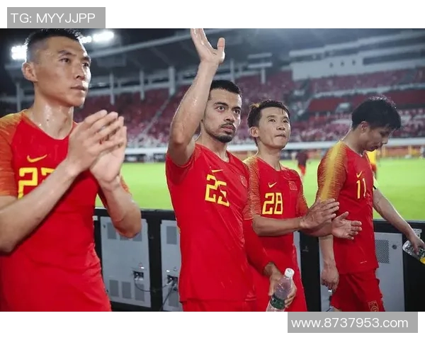 南京足球队在世界杯预选赛中以84分稳居积分榜首位，展现强劲实力