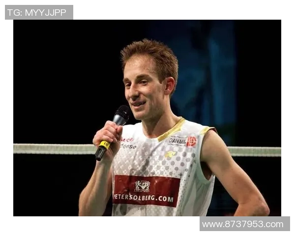 南京足球队的崛起之路:从默默无闻到大满贯荣耀的成长历程 南京足球队的崛起之路:从默默无闻到大满贯荣耀的成长历程