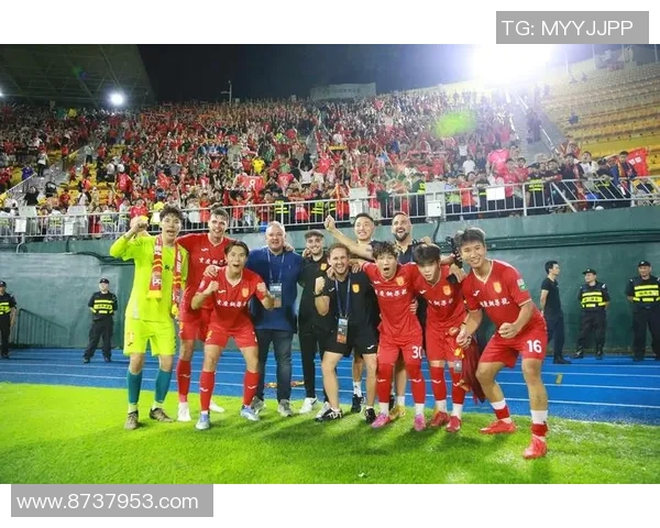 广州足球队在世锦赛中的技术表现分析与启示 广州足球队在世锦赛中的技术表现分析与启示