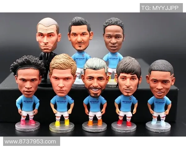 德国足球明星手办的魅力与收藏价值探秘之旅 德国足球明星手办的魅力与收藏价值探秘之旅