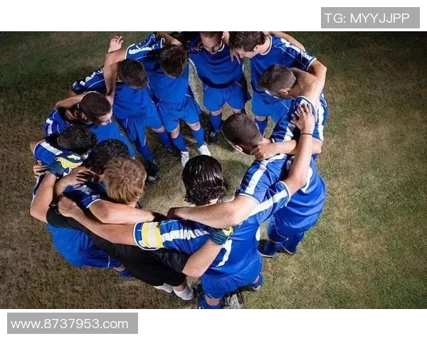 杭州足球队的团队协作精神与战术配合探讨 杭州足球队的团队协作精神与战术配合探讨